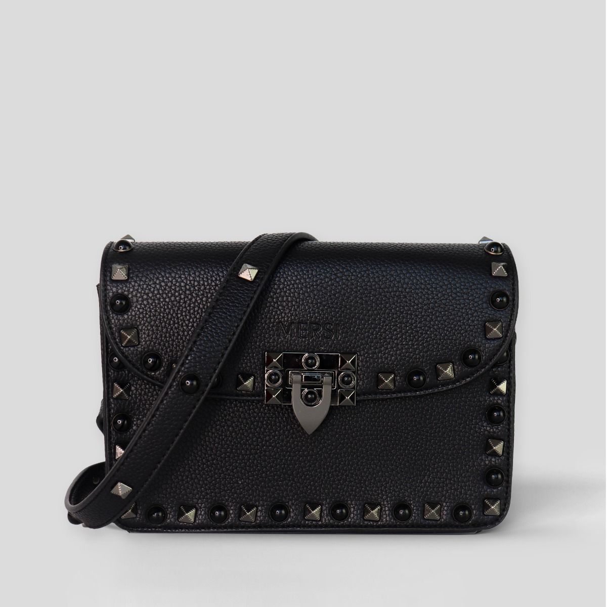 From studs to spikes, the new Gucci Bamboo 1947 bag might be your edgiest  accessory yet